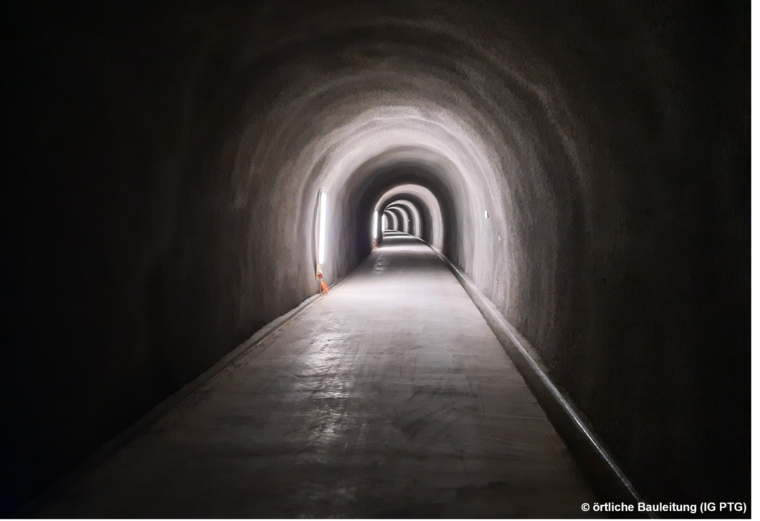 Fortschritte am Sicherheitsstollen Cholfirsttunnel – mehr Sicherheit für die Zukunft