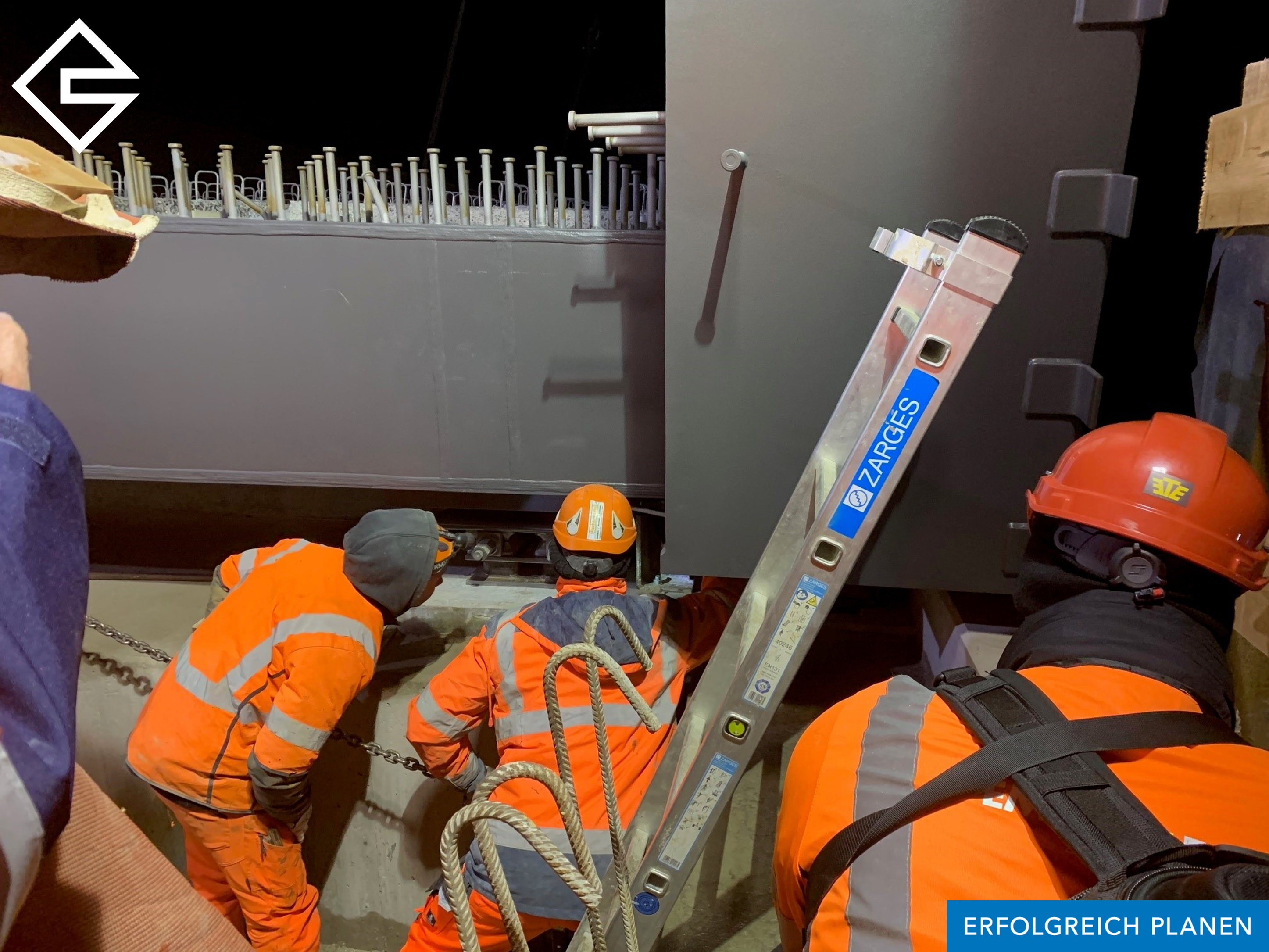 Einhub Brücke über Nationalstrasse N02